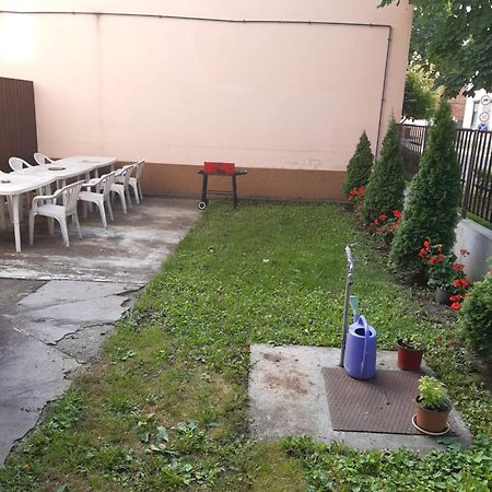 Sasfeszek Apartment Hajduszoboszlo Exterior photo